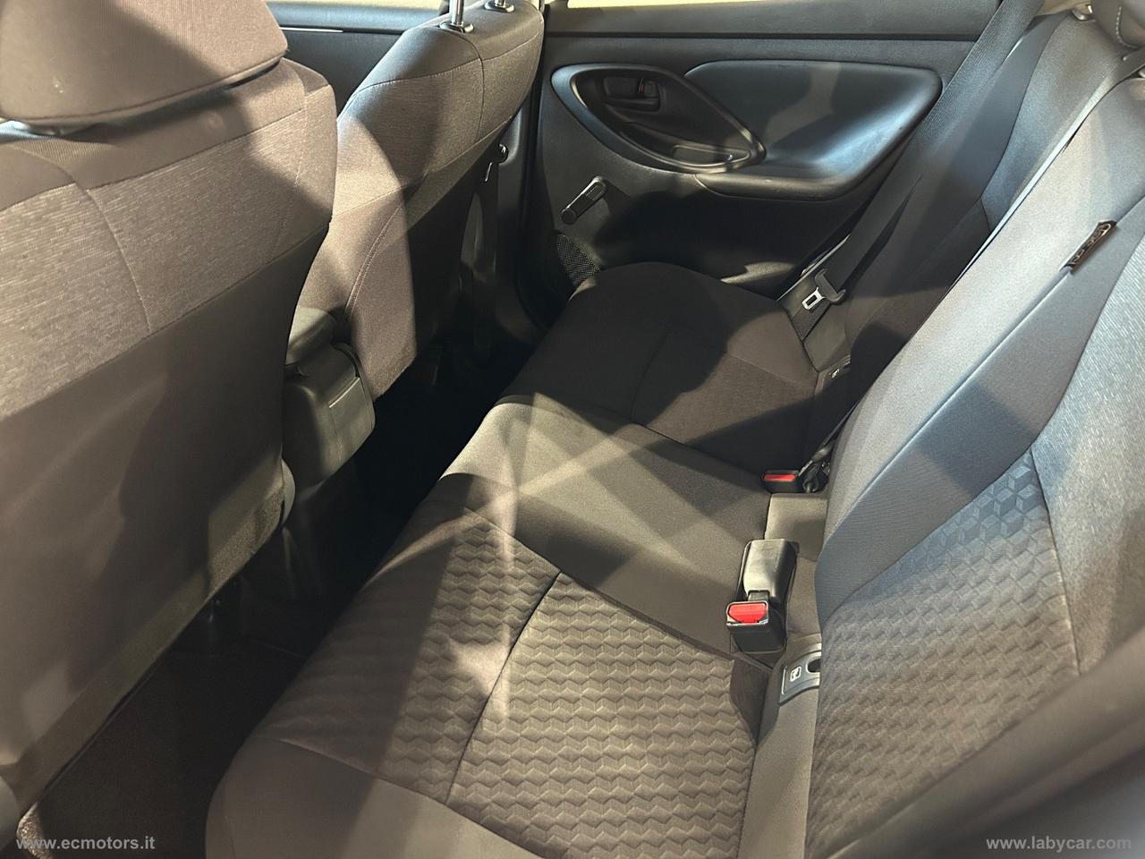 TOYOTA Yaris 1.5 Hybrid 5p. Business