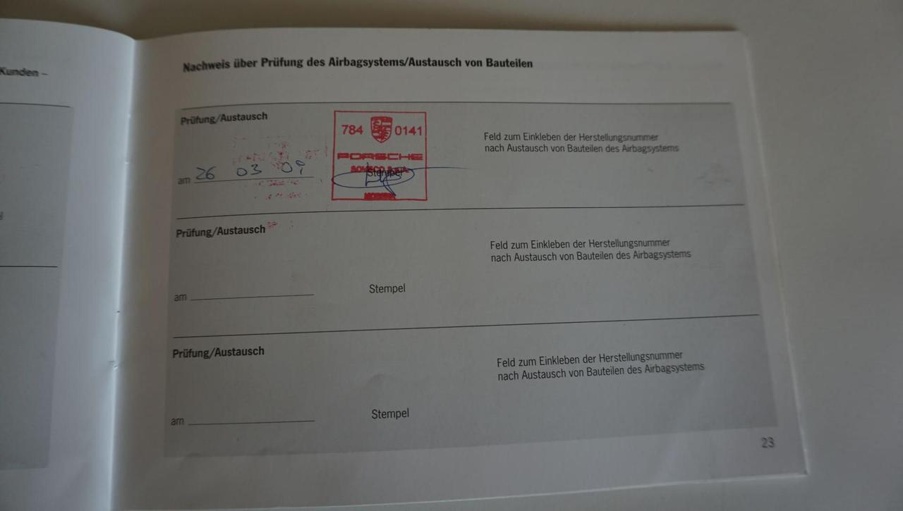 Porsche 911 Carrera 4S cat Coupé