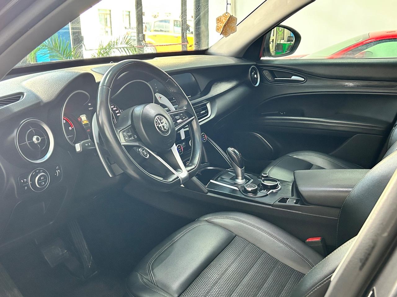 Alfa Romeo Stelvio 2.2 Turbodiesel 190 CV AT8 RWD Executive