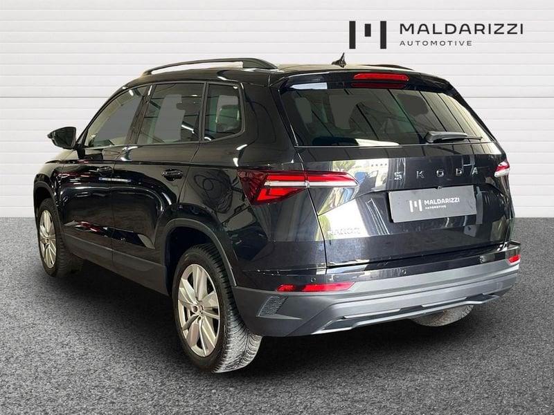 Skoda Karoq 2022 1.0 tsi Executive 115cv