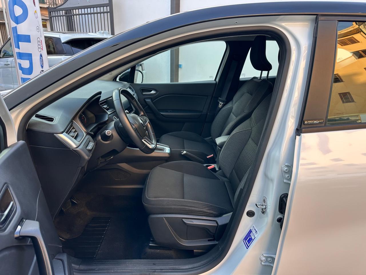 Renault Captur Full Hybrid E-Tech 145 CV Intens