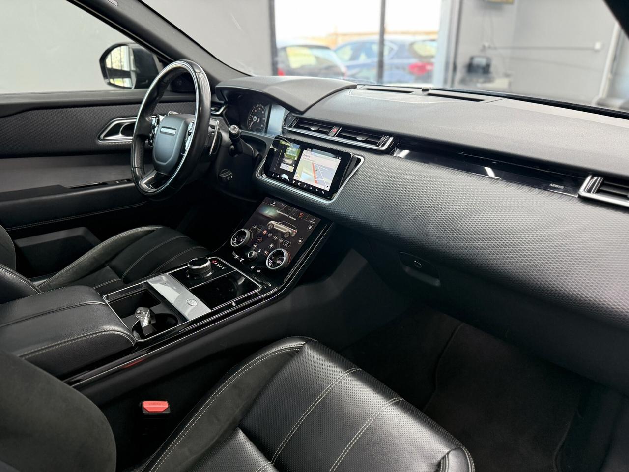 Land Rover Range Velar 2.0D I4 180 CV R-Dynamic HSE