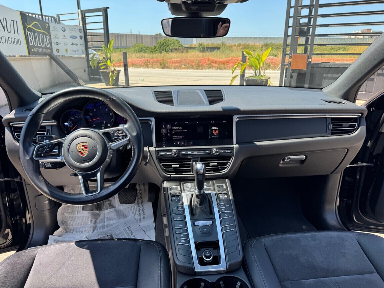 Porsche Macan 2.0 pari al nuovo