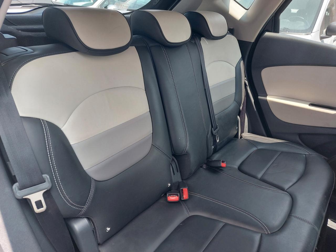 Renault Captur dCi 8V 110 CV Start&Stop Energy Initiale Paris