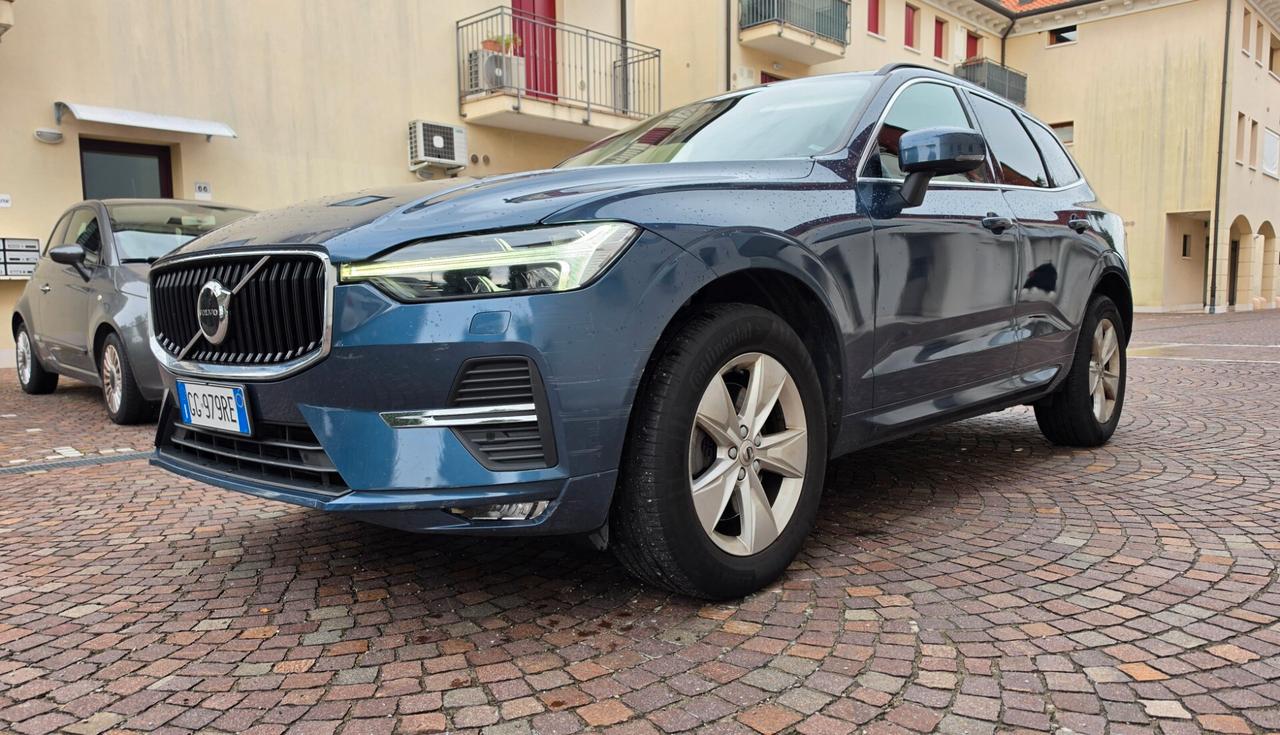 Volvo XC 60 XC60 B4 (d) AWD Geartronic Momentum Pro