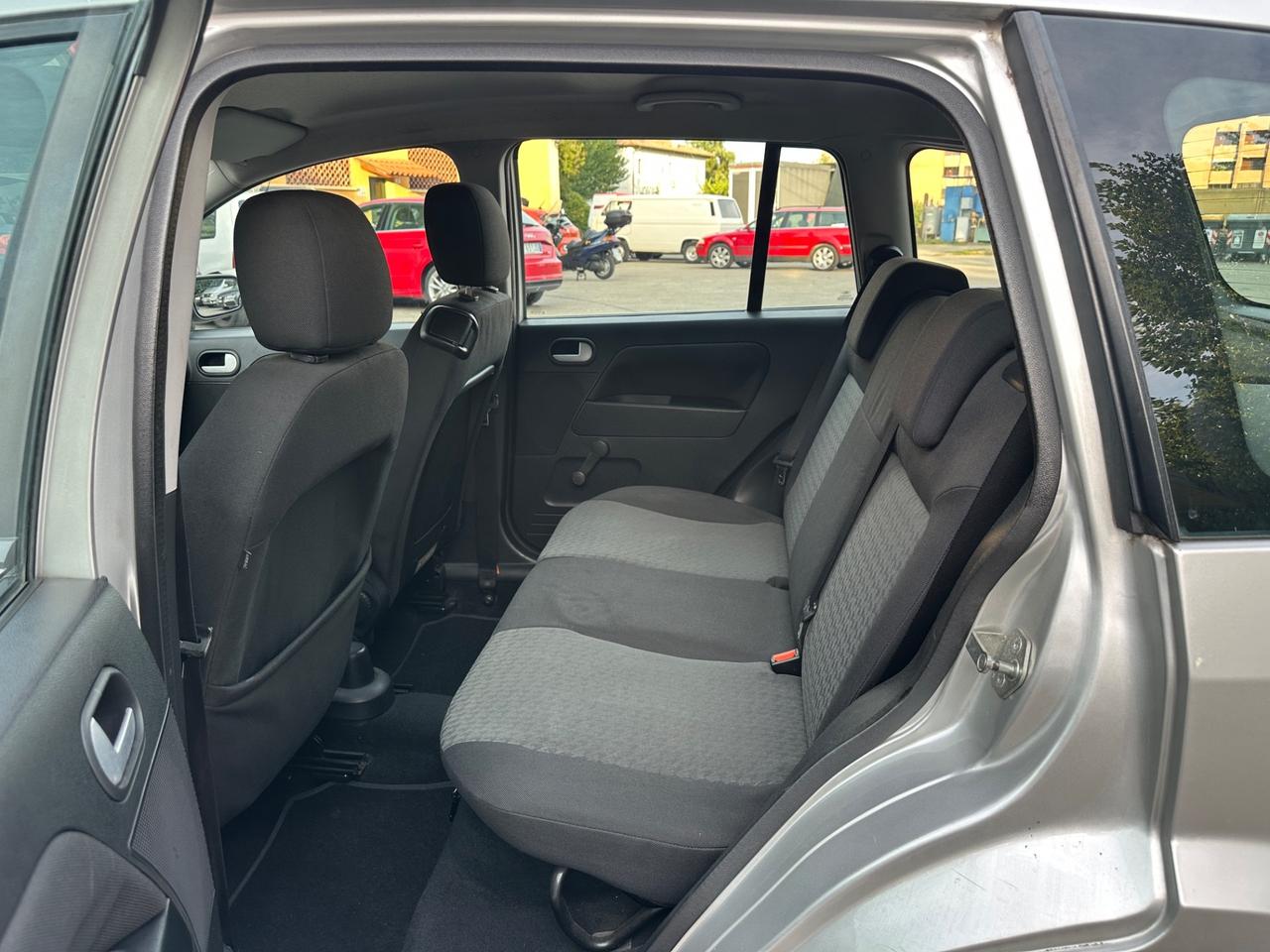 Ford Fusion 1.4 16V 5p. Leather