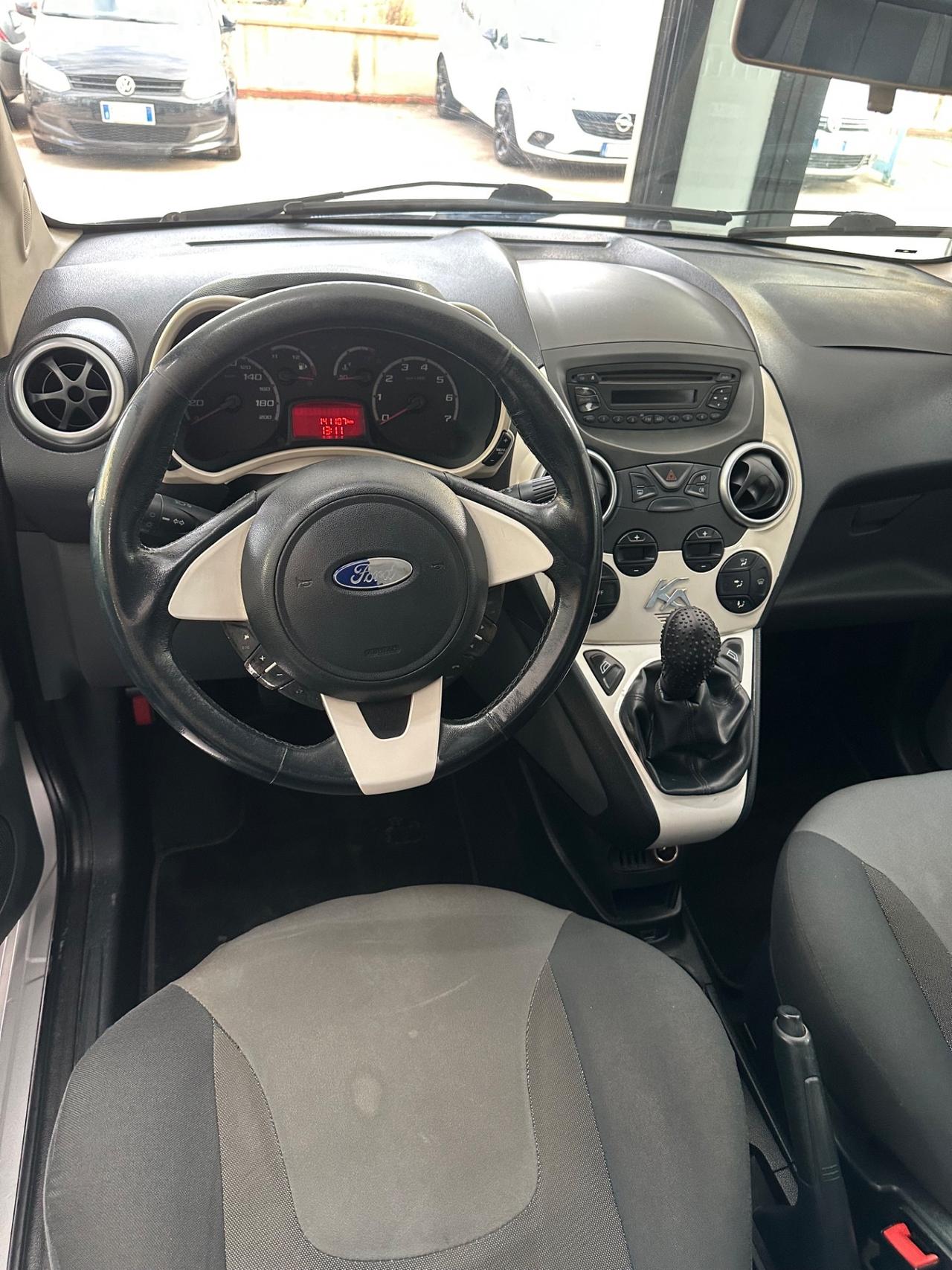 Ford Ka 1.2 8V 69CV Titanium