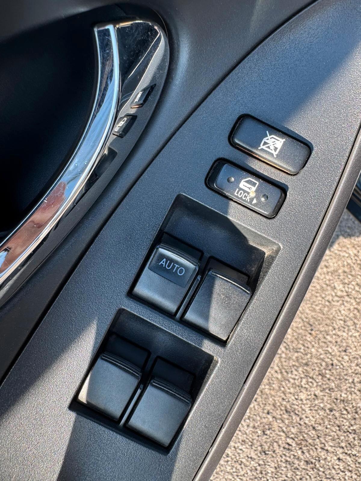 Toyota RAV 4 2.2 D-4D 136CV 5P LUXURY 2006