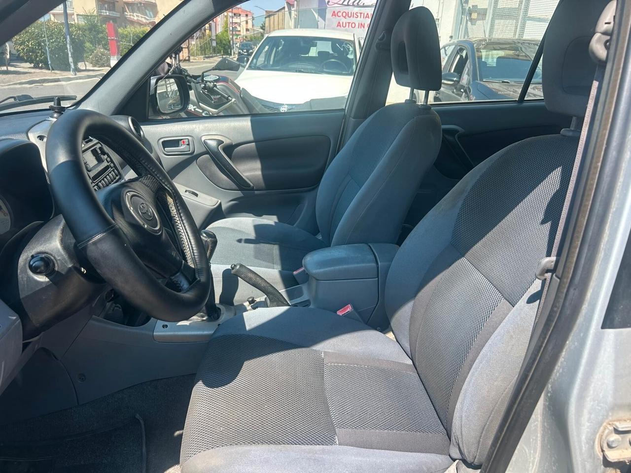 Toyota RAV 4 2.0cc diesel(PRIVATO)-2001