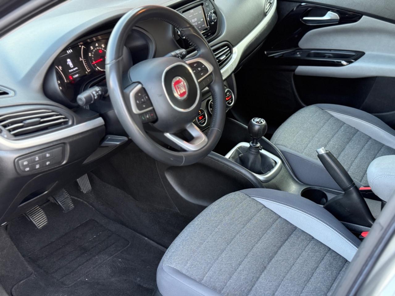FiatTipo 4p 1.4 Lounge 95cv