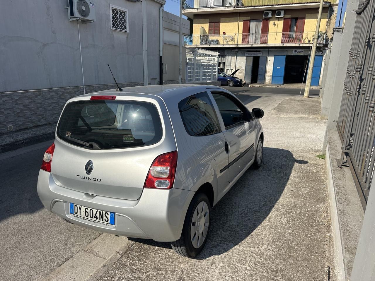 Renault Twingo 1.2 Benzina 60 Cv 2010 x neopatenta