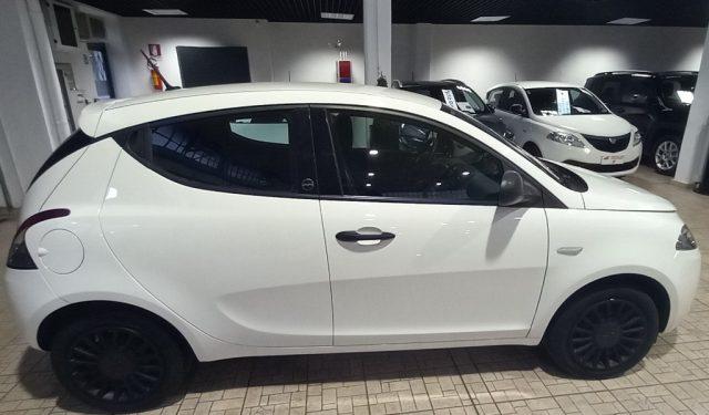 LANCIA Ypsilon 1.2 69cv Silver