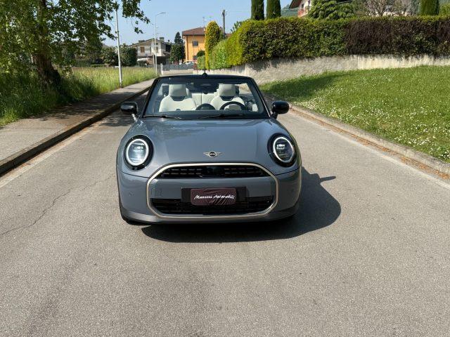 MINI Cooper C Cabrio Cooper C Favoured Cabrio