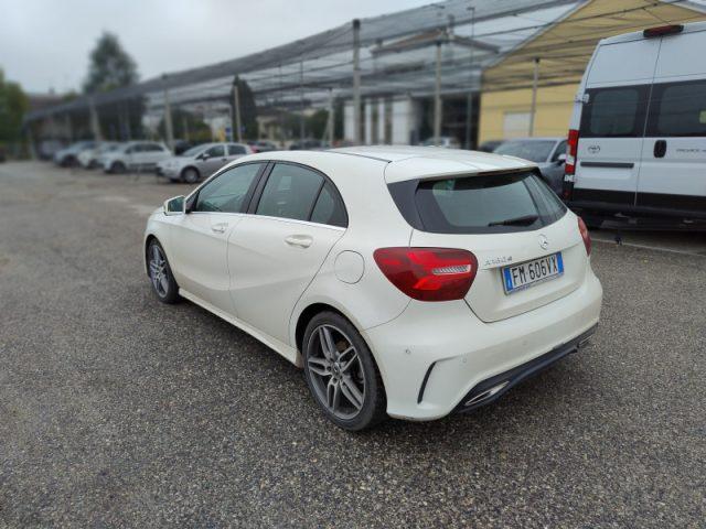 MERCEDES-BENZ A 180 d Premium