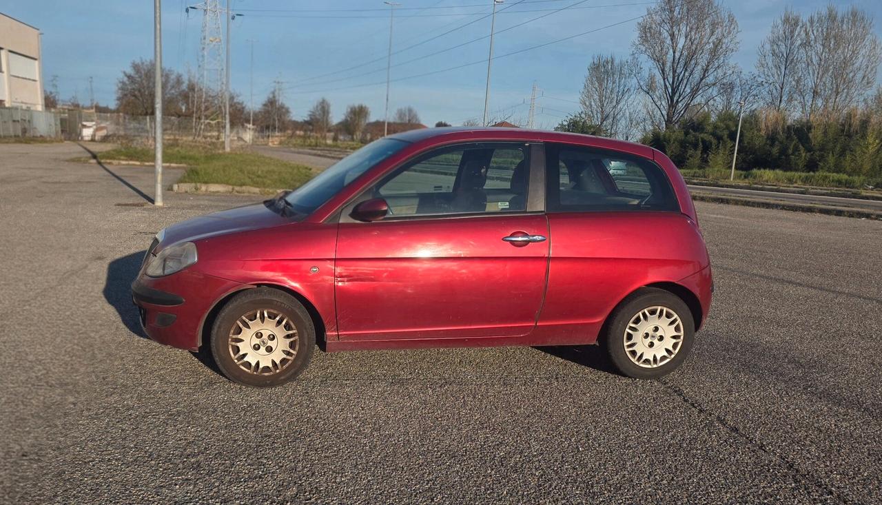 Lancia Ypsilon 1.2 Oro FRIZIONE NUOVA