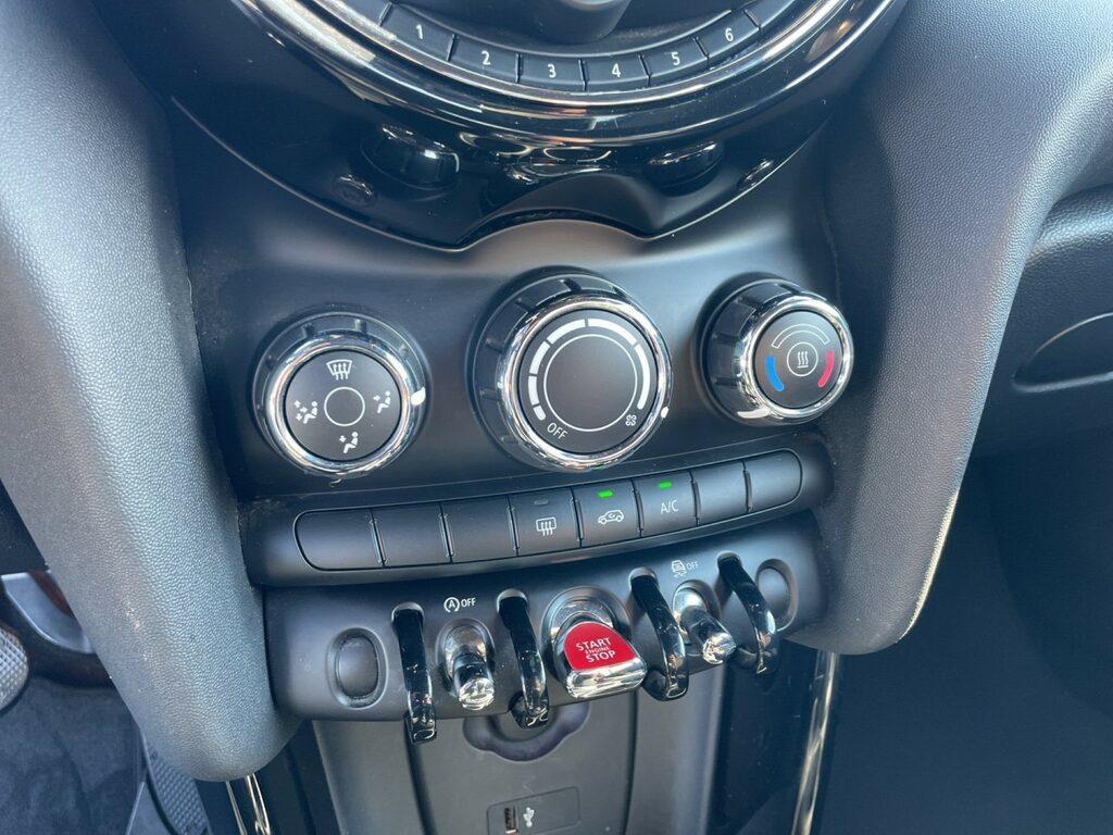 Mini Cooper D 1.5 TwinPower Turbo Cooper D Business DCT