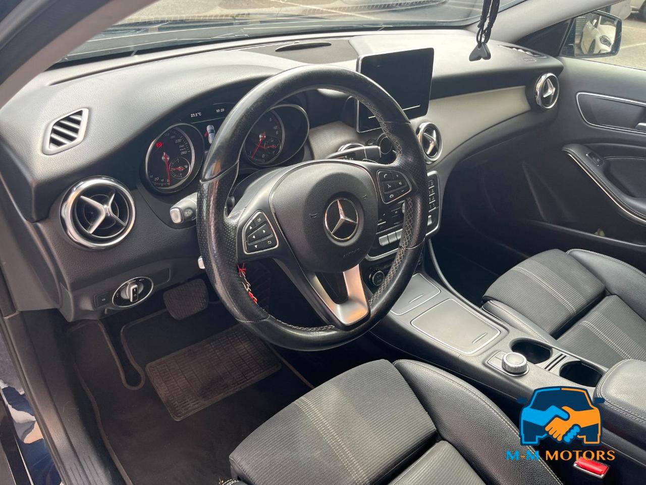 Mercedes GLA 180 d Sport auto