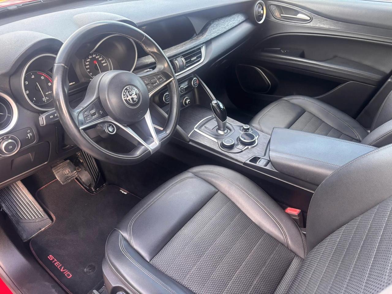 Alfa Romeo Stelvio 2.2 Turbodiesel 210 CV AT8 Q4