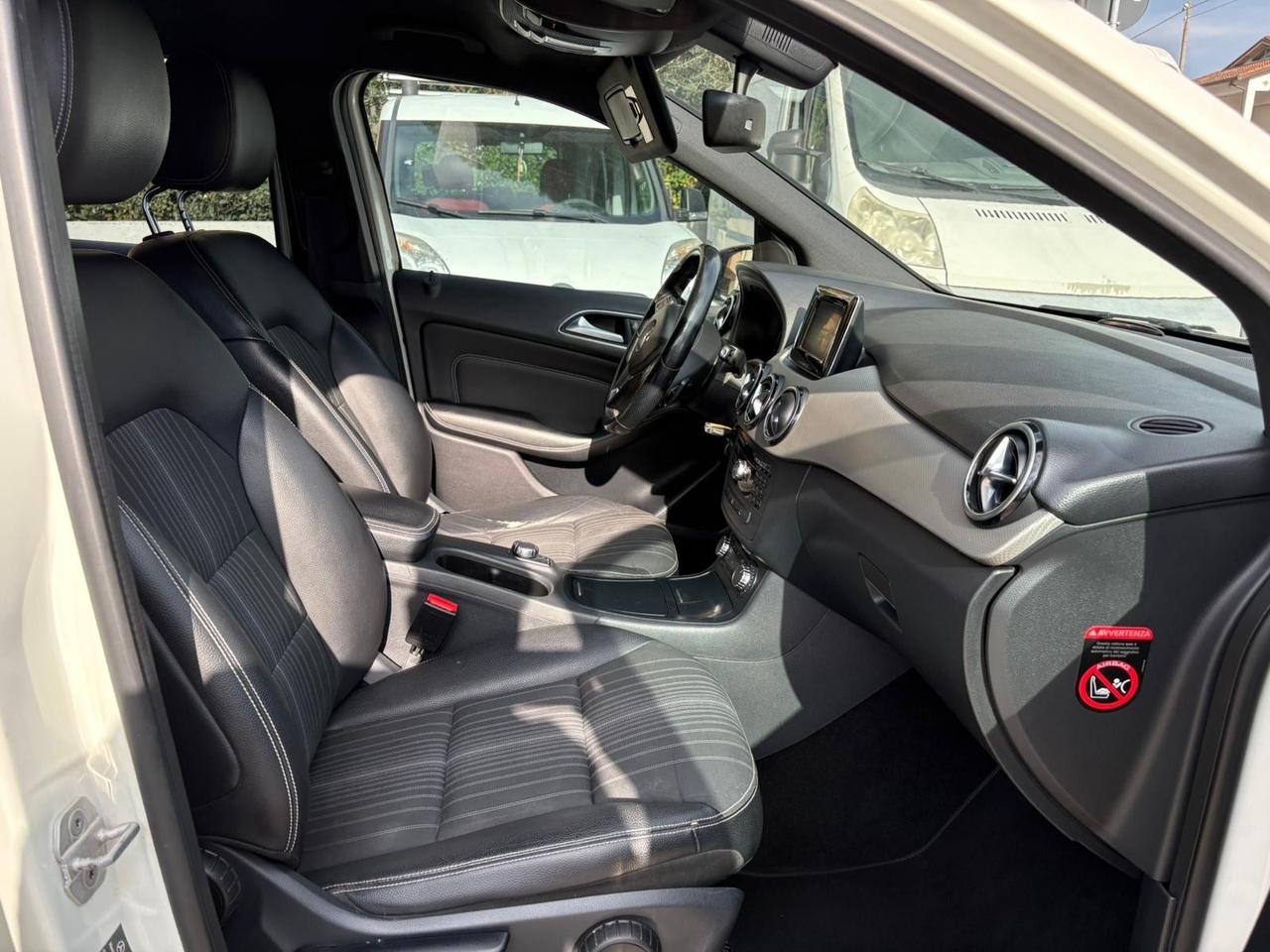 Mercedes-benz B 180 CDI BlueEFFICIENCY Premium