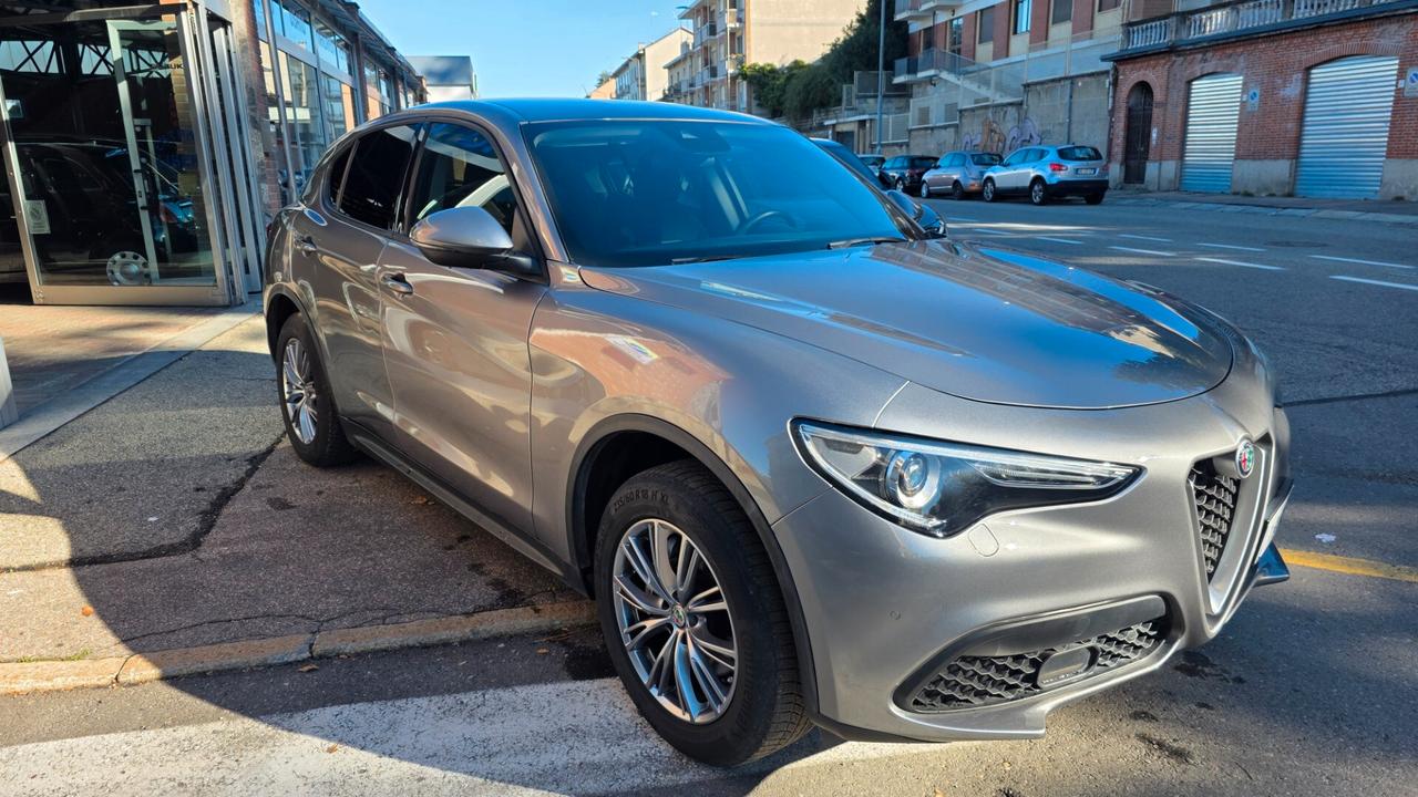 Alfa Romeo Stelvio 2.2 Turbodiesel 190 CV AT8 Q4 Business