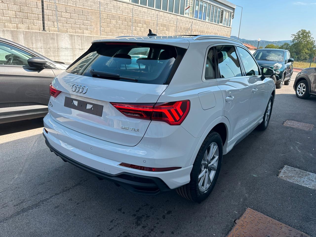 Audi Q3 35 TDI S tronic S line edition