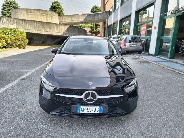 MERCEDES-BENZ A 180 d Automatic Advanced