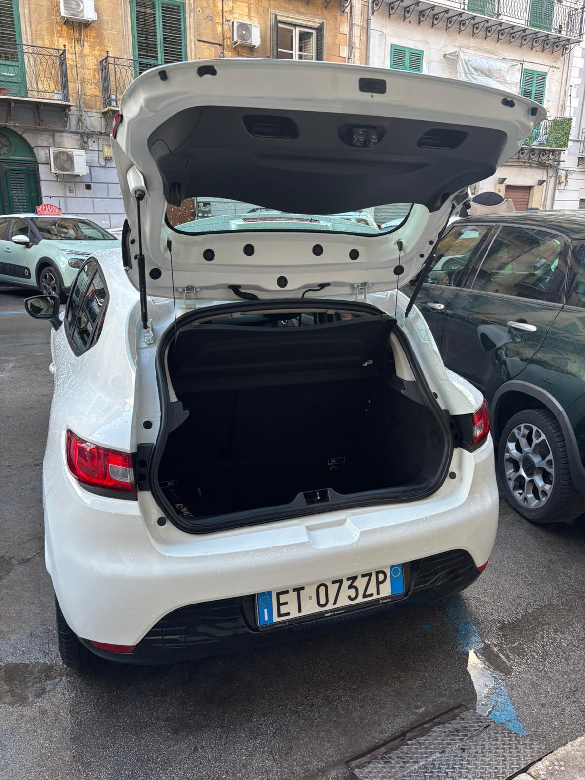 Renault Clio 1.2 75CV GPL 5 porte Live FINANZIABILE NEOPATENTATI