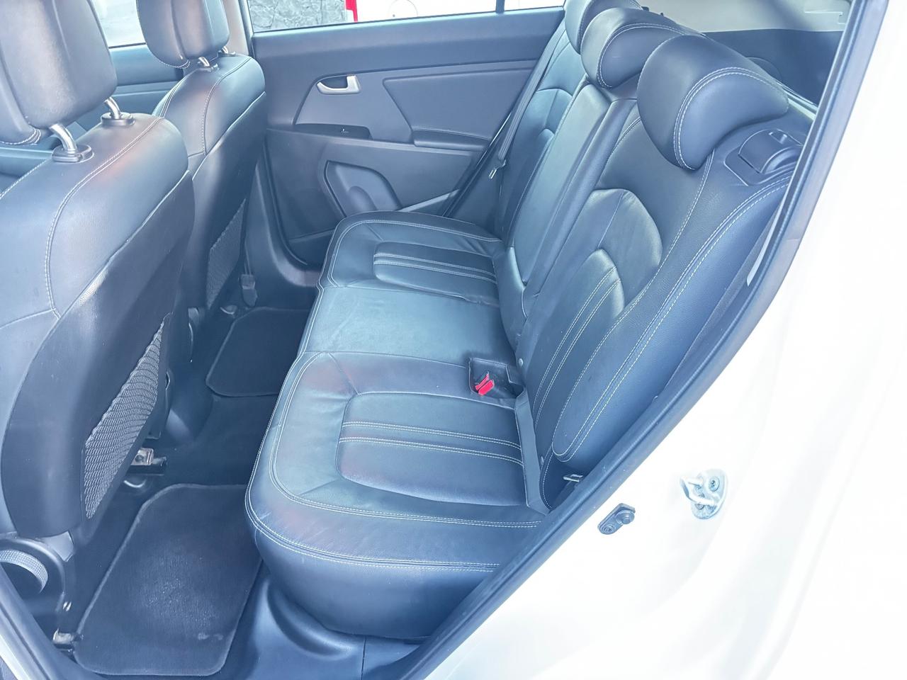 Kia Sportage 1.7 CRDI VGT 2WD high tech