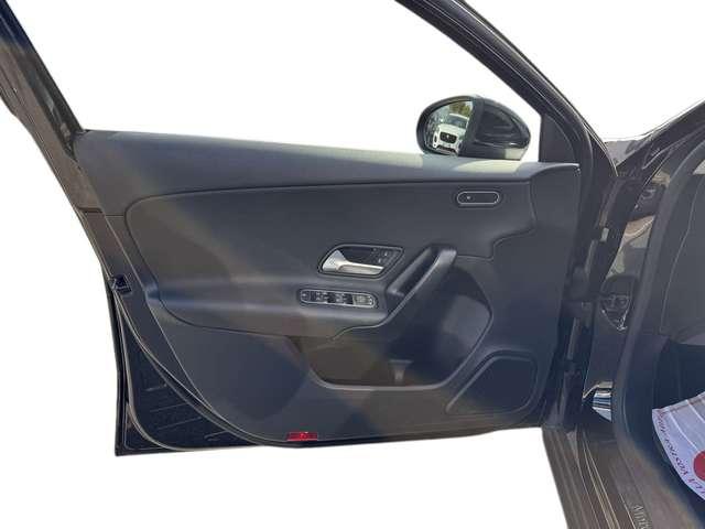 Mercedes-Benz A 180 A 180 d Premium auto