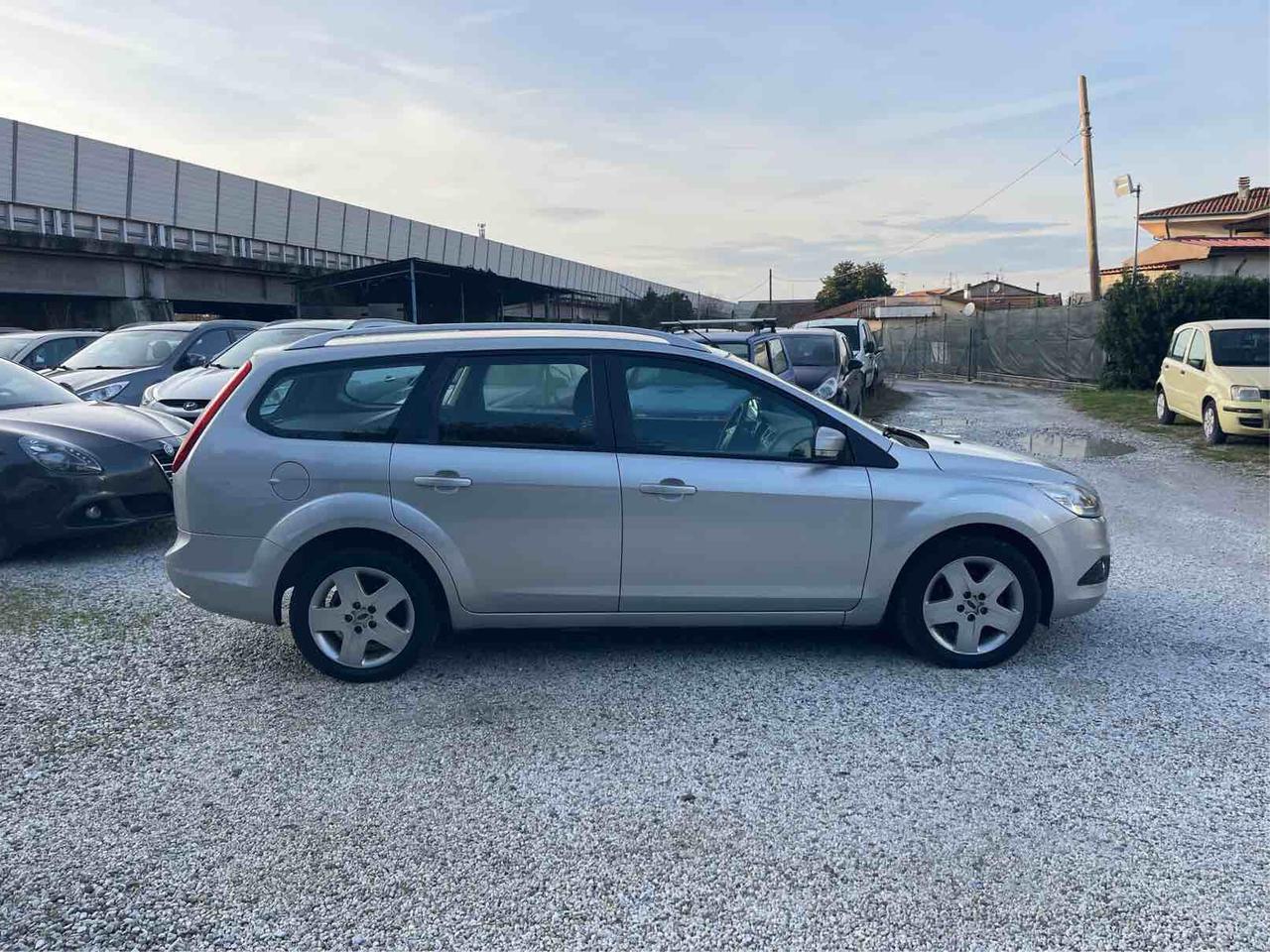 FORD FOCUS - SW .- TITANIUM