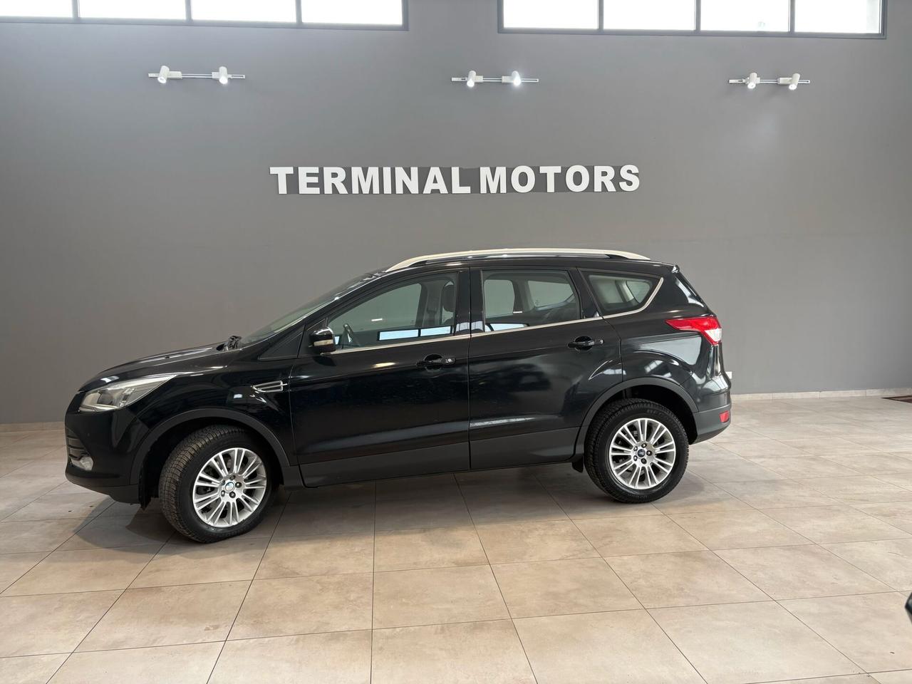 Ford Kuga 2.0 TDCI 140 CV 4WD Business