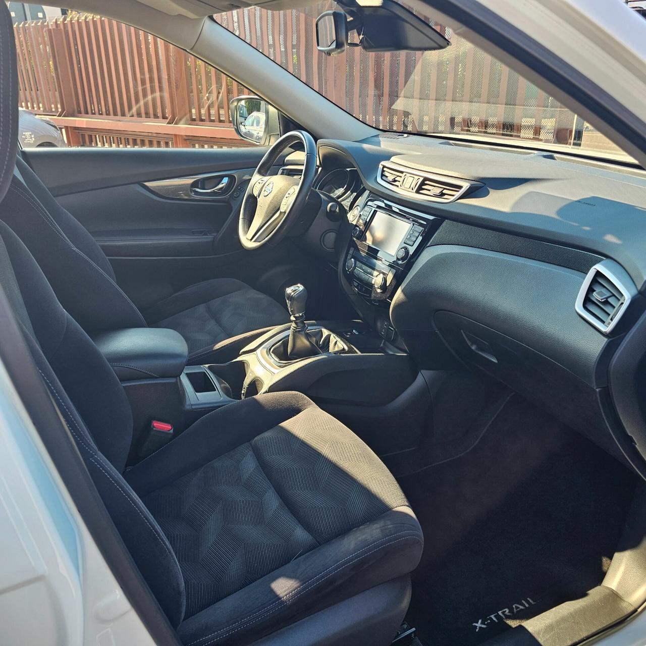 Nissan X-Trail 1.6 dCi 2WD Tekna