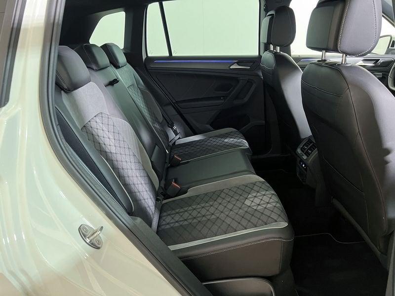 Volkswagen Tiguan Tiguan 2.0 tdi R-Line 150cv dsg