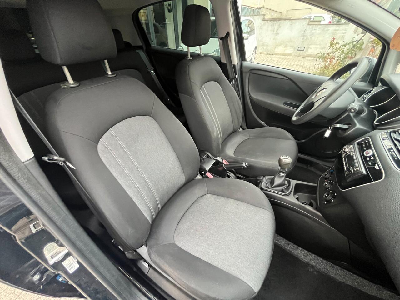 Fiat Punto 1.2 8V 5 porte Street