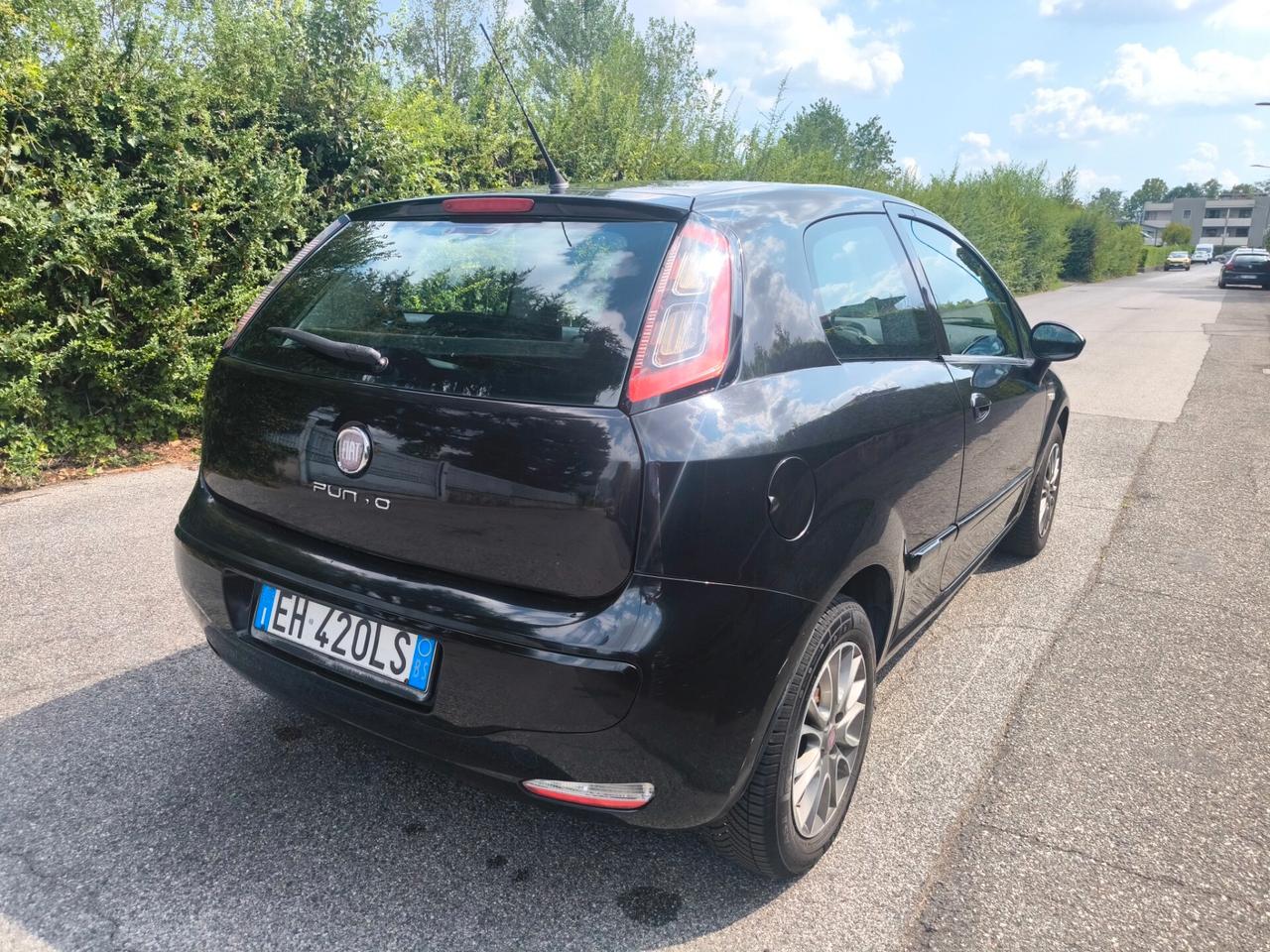 FIAT PUNTO 1,2 BENZINA- KM 130000-OK NEOPATENTATI