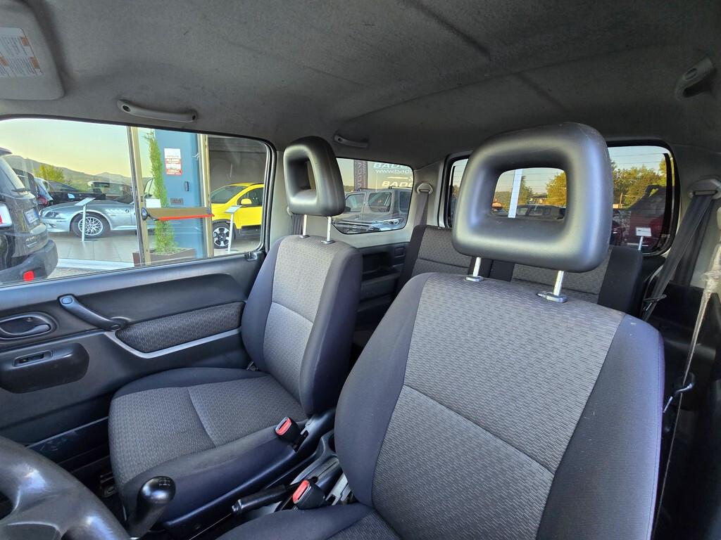 Suzuki Jimny 1.5 DDiS 4WD JLX
