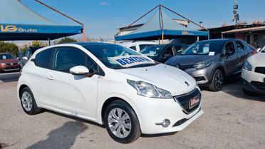 Peugeot 208 1.2 benzina