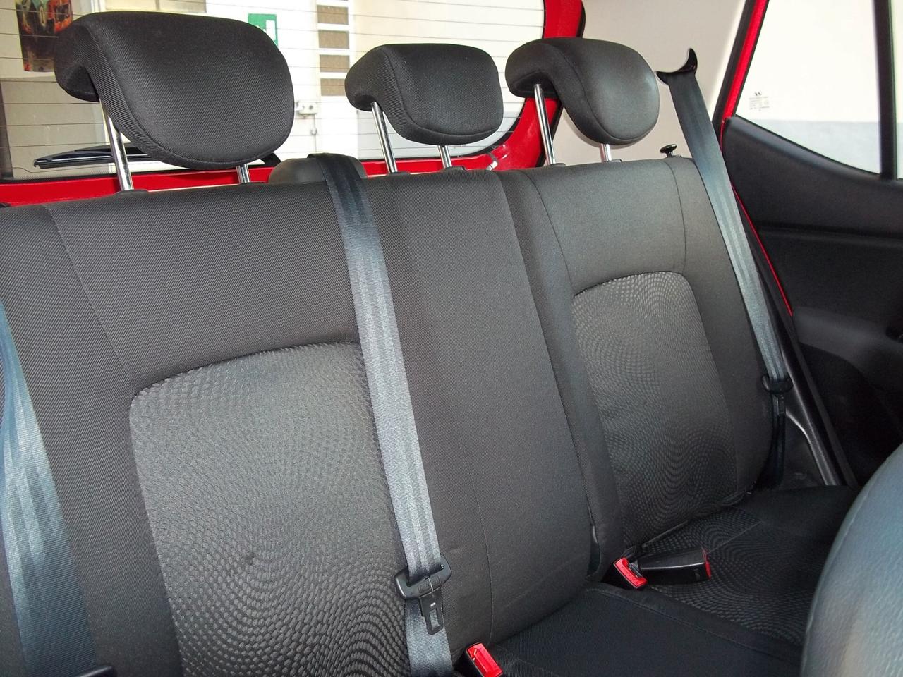 Hyundai i10 Comfort 1.1 12v Uniproprietario Ok neopatentati Euro 5B