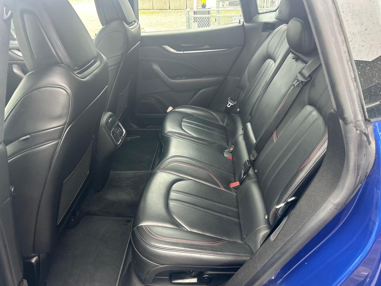 Maserati Levante GranSport 3.0 V6 #10004