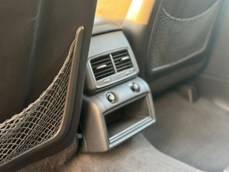 Audi Q7 Q7 3.0 V6 TDI 233CV quattro tiptronic ** 7 POSTI ** ** OFFERTA RISERVATA SOLO PER OPERATORI DEL SET