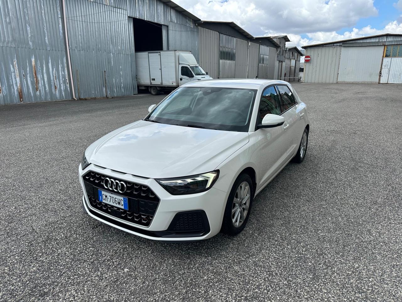Audi A1 SPB 25 TFSI Identity Black AUTOM