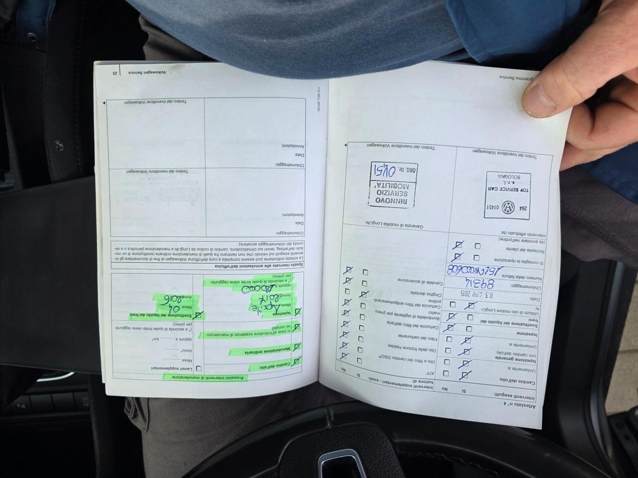 Volkswagen Golf Variant 2.0 TDI con gancio traino