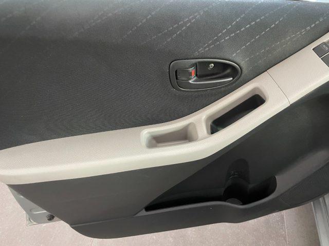 TOYOTA Yaris 1.3 87 CV MMT Sol