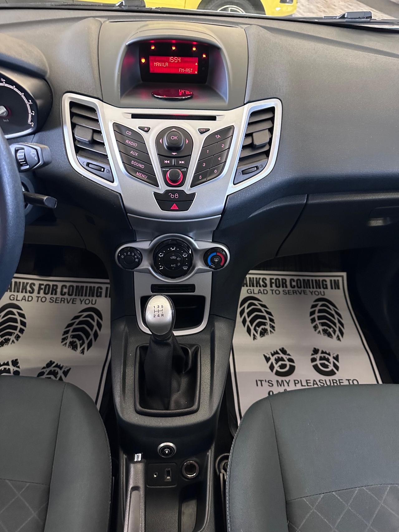 Ford Fiesta 1.4 Benzina - GPL Titanium Ok Neopatentati