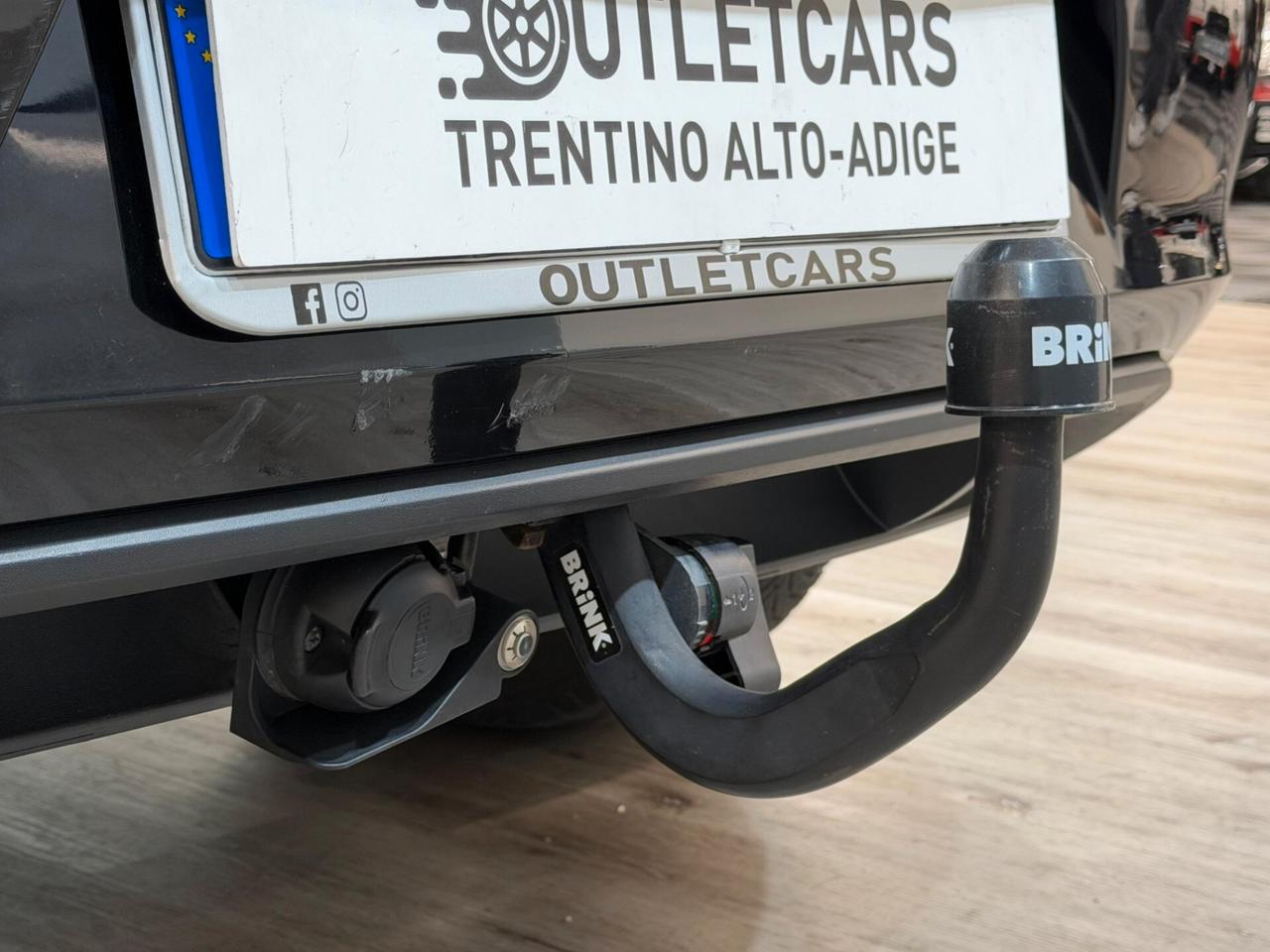 VW GOLF 2.0TDI 150CV DSG LOUNGE - GANCIO TRAINO