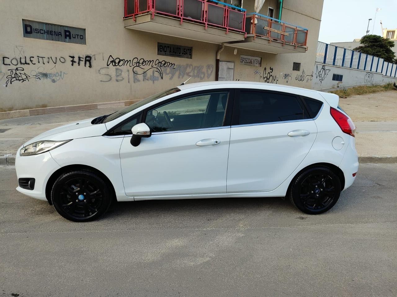 Ford Fiesta 1.5 TDCi 75CV Titanium