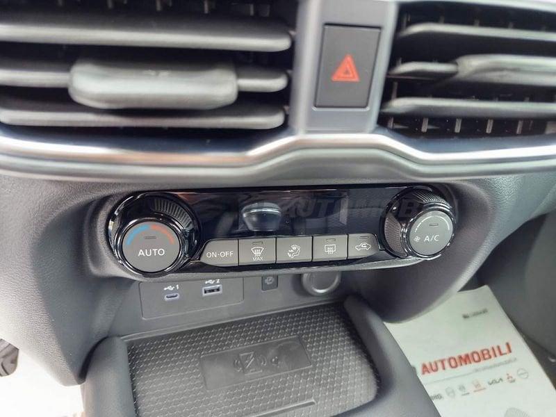 Nissan Juke JUKE N-CONNECTA MT