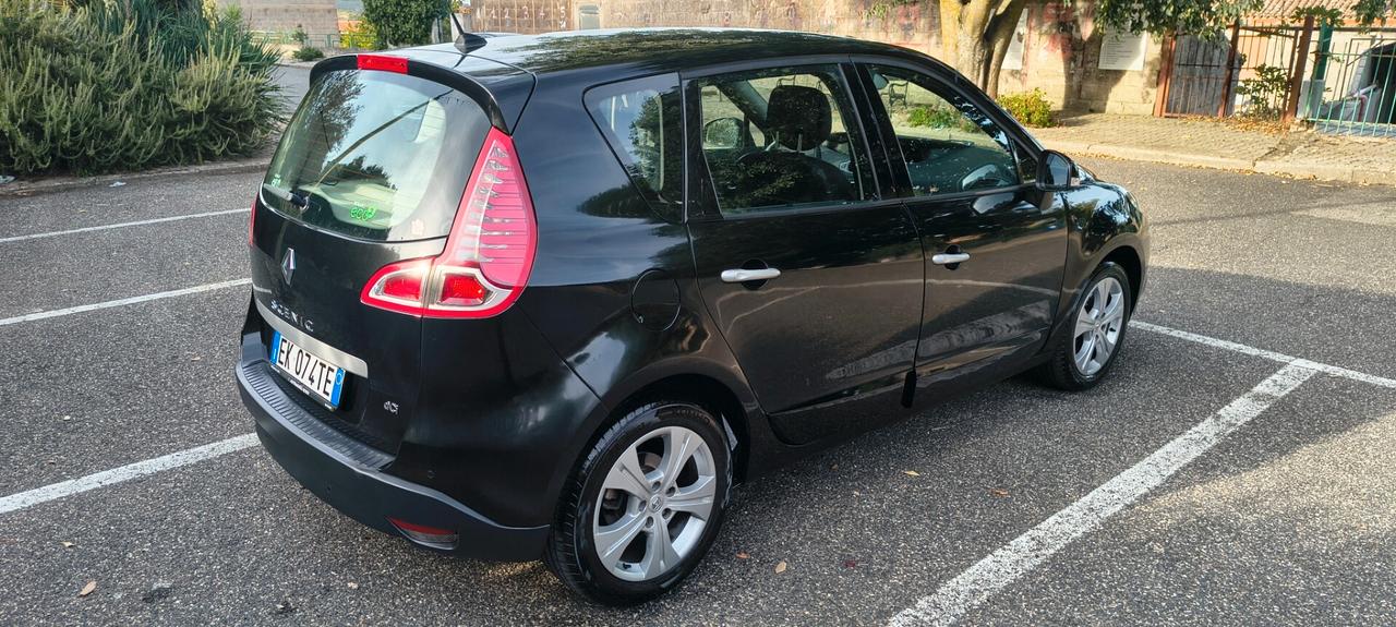 Renault Scenic Scénic X-Mod 1.5 dCi 110CV Luxe