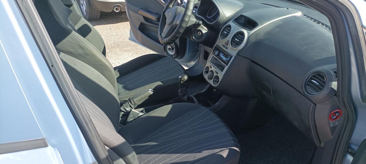 Opel Corsa 1.2 GPL 5 porte