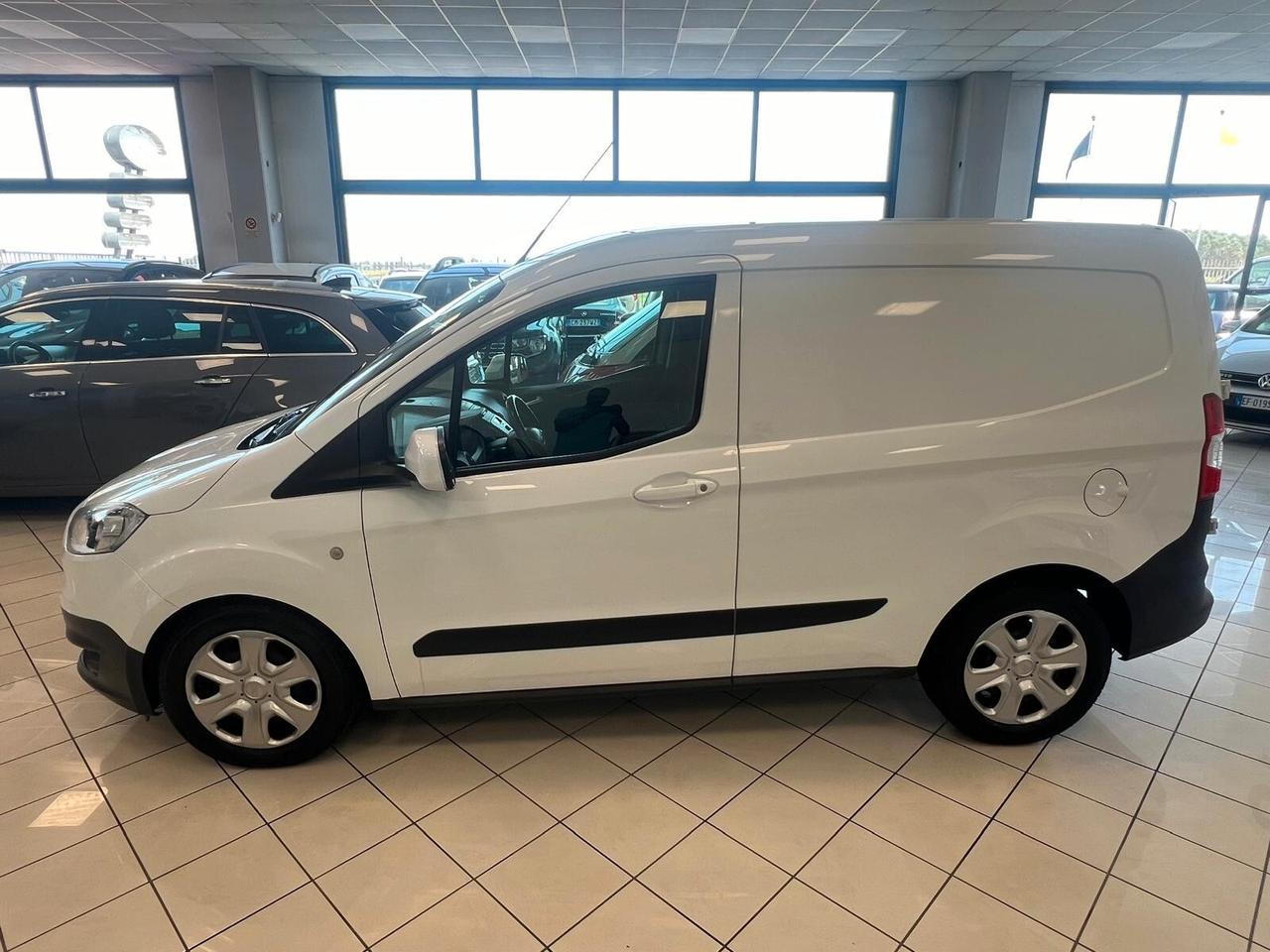 Ford Transit Courier 1.5 TDCi 75CV